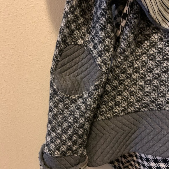 Aimee g Jacket - Picture 6 of 6